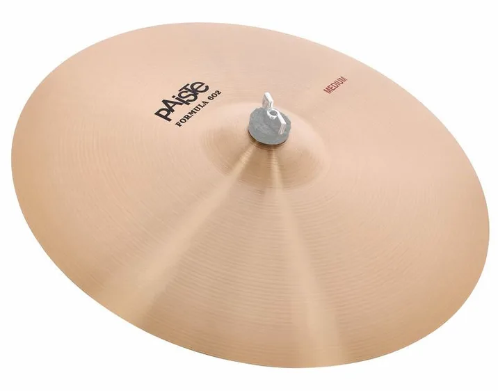 Paiste 17" 602 Medium Crash, dettaglio frontale