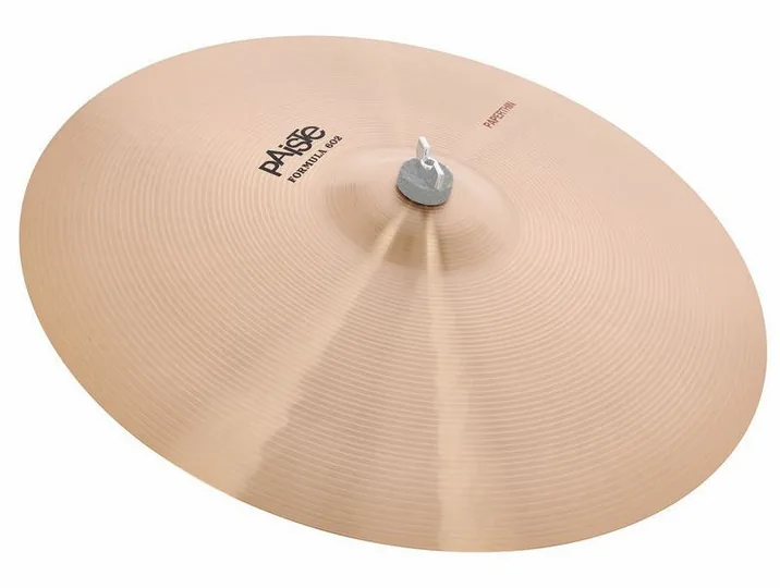 Paiste 20" 602 Paperthin Crash, su sfondo neutro