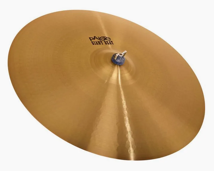 Paiste 22" Giant Beat Multi Ride, di fronte su sfondo neutro