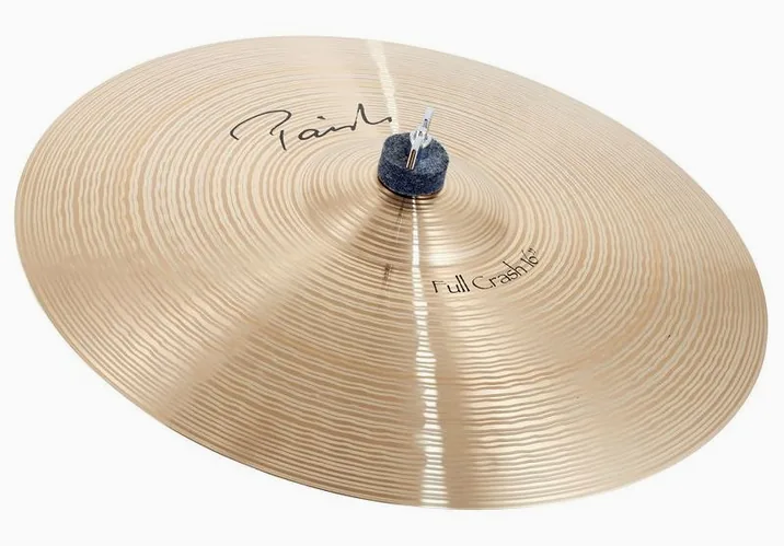 Paiste 16" Signature Full Crash, di fronte su sfondo neutro