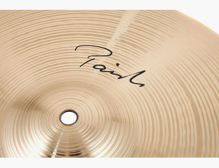 Paiste 14" Signature Medium Hi-Hat, su sfondo neutro, photo 4