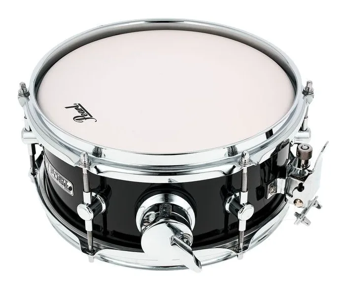 Pearl 10"x4,5" Short Fuse Snare -31, su sfondo neutro, photo 2