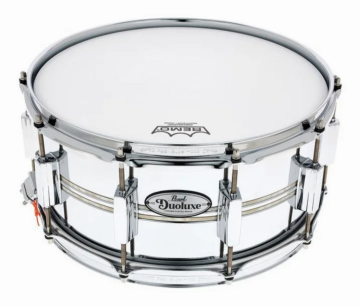 Pearl 14"x6,5" Sensitone Duoluxe, di fronte su sfondo neutro