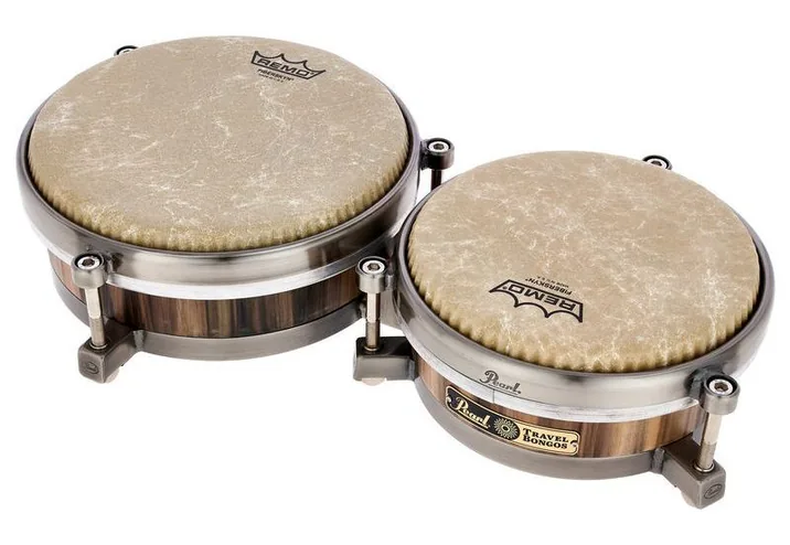 Pearl 7" & 8,5" Travel Bongo, su sfondo neutro
