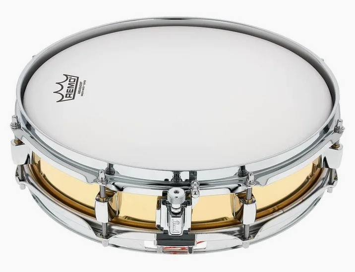 Pearl B1330 13"x03" Piccolo Snare, vista di tre quarti, photo 3