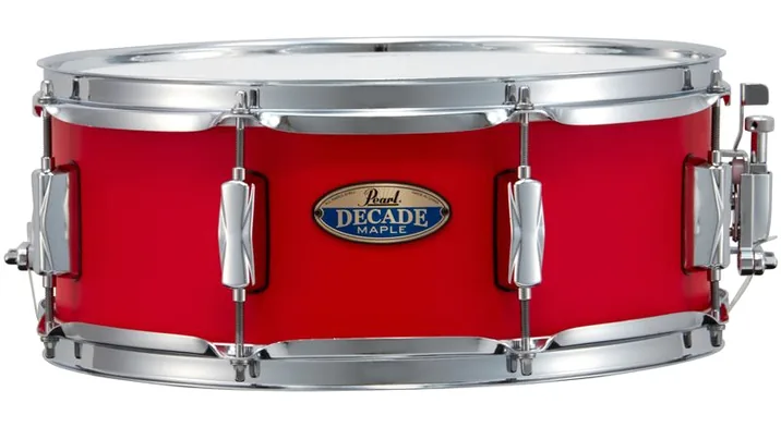 Pearl Decade Maple 14"x5,5" Snare RR, di fronte su sfondo neutro