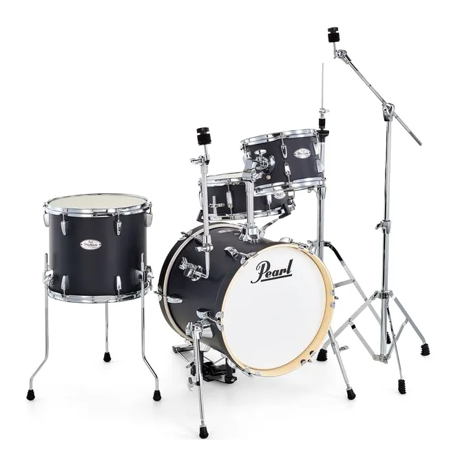Pearl Midtown Matte Black, su sfondo neutro, photo 3
