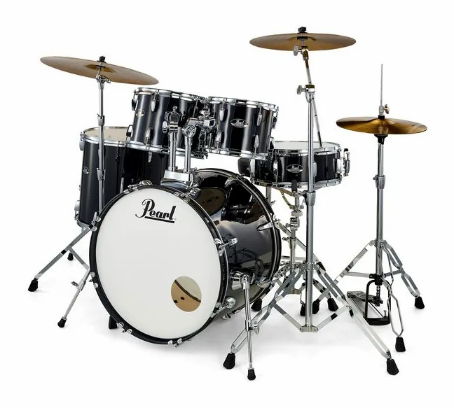 Pearl Roadshow 20" Plus Jet Black, su sfondo neutro