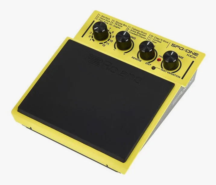 Roland SPD::ONE Kick, di fronte su sfondo neutro