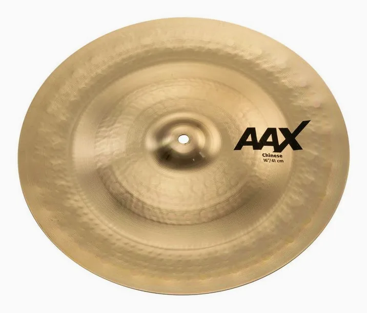 Sabian 16" AAX China, di fronte su sfondo neutro