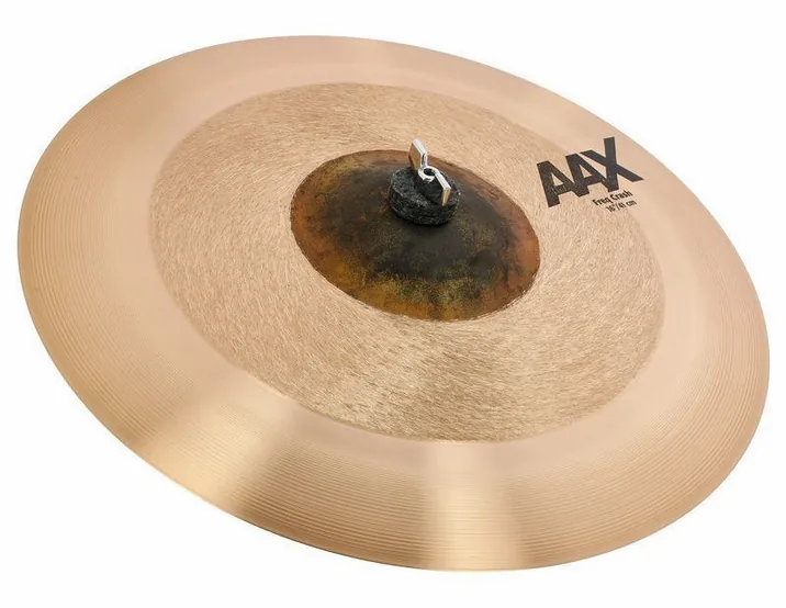 Sabian 16" AAX Freq Crash, di fronte su sfondo neutro