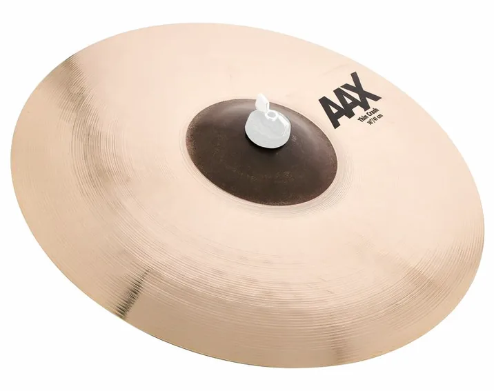 Sabian 16" AAX Thin Crash, di fronte su sfondo neutro