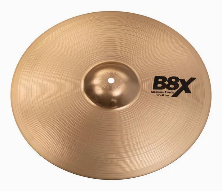 Sabian 16" B8X Medium Crash, di fronte su sfondo neutro