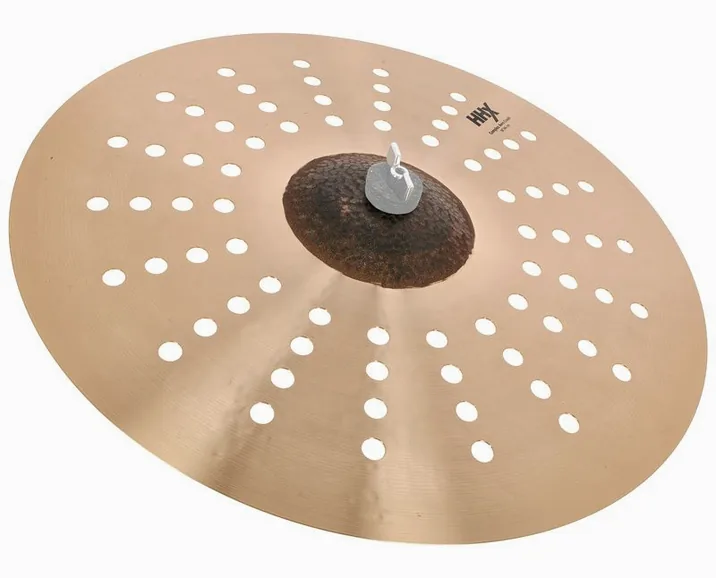 Sabian 18" HHX Complex Aero Crash, su sfondo neutro