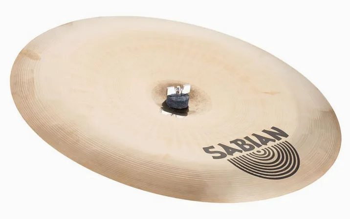 Sabian 20" HHX China Brilliant, su sfondo neutro