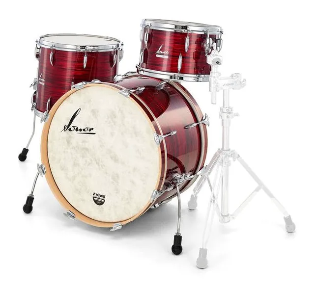 Sonor Vintage Series Three20 Red, di fronte su sfondo neutro
