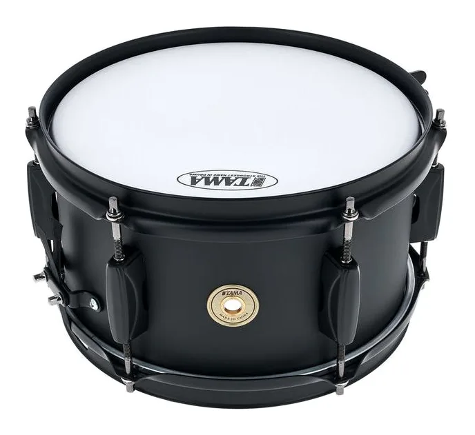 Tama 10"x5,5" Metalworks Bl. Steel, su sfondo neutro