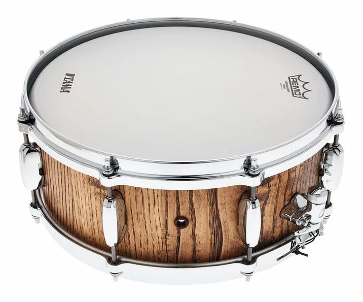Tama 14"x5,5" Star Walnut Snare RSC, vista di tre quarti, photo 3