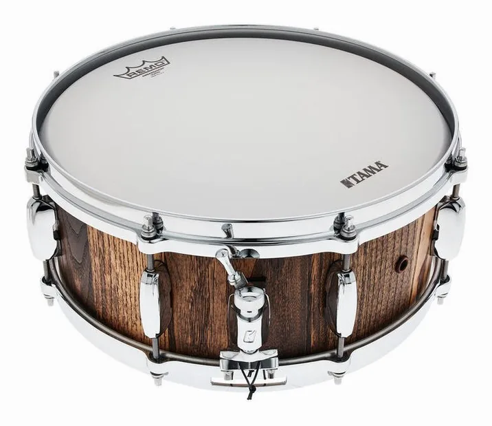 Tama 14"x5,5" Star Walnut Snare RSC, vista di tre quarti, photo 4