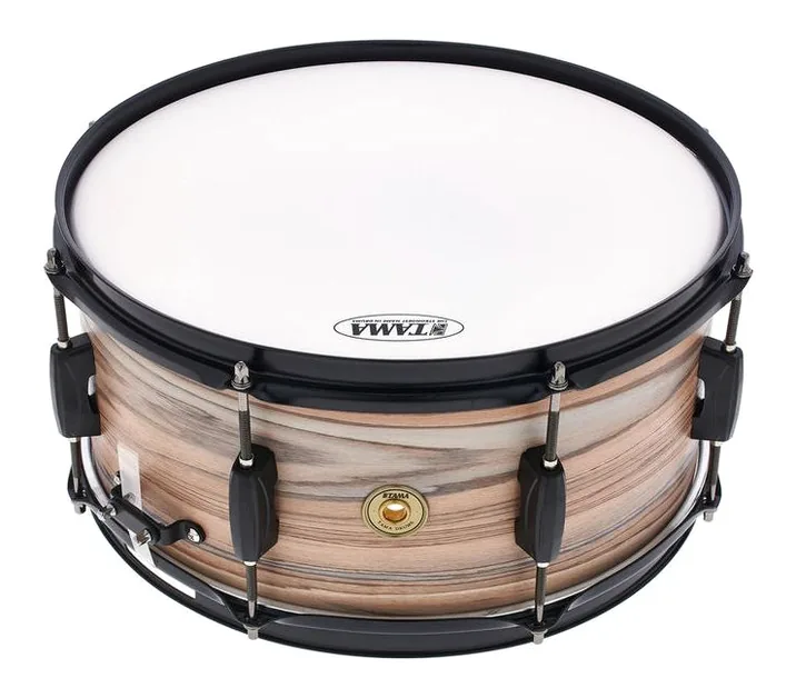 Tama 14"x6,5" Woodworks Snare - NZW, di fronte su sfondo neutro