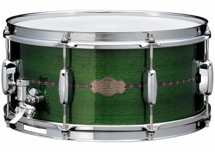 Tama 14"x6,5" SP1465 Simon Phillips, di fronte su sfondo neutro