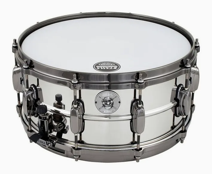 Tama CB1465 Charlie Benante Snare, su sfondo neutro