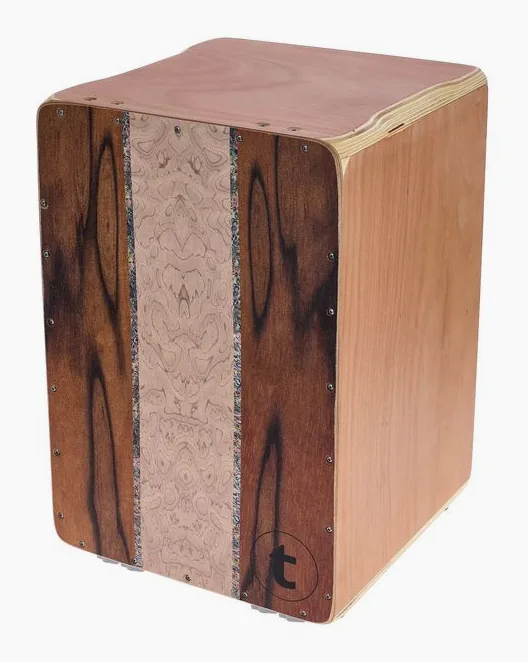 Thomann Racu Cajon, vista frontale