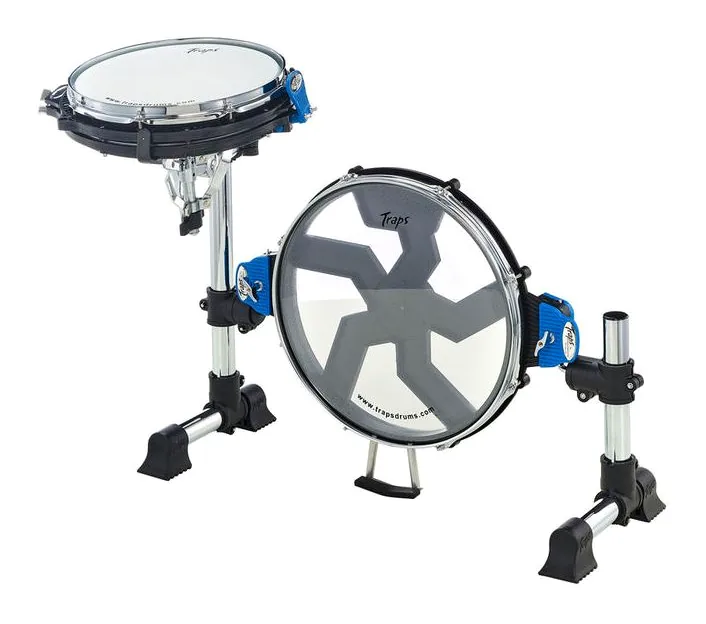 Traps A-100/16 Traveler Set, su sfondo neutro