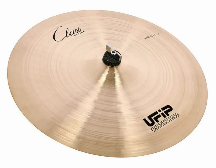 Ufip 16" Class Series Crash Medium, su sfondo neutro