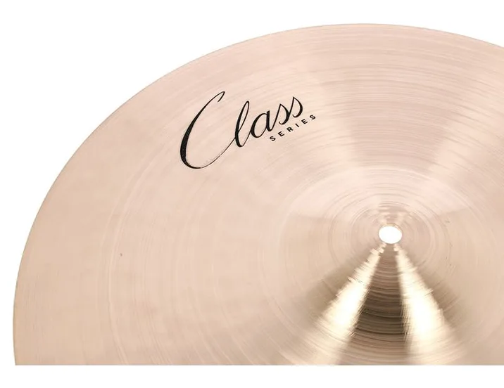 UFIP 17" Class Series Crash Medium, su sfondo neutro, photo 3