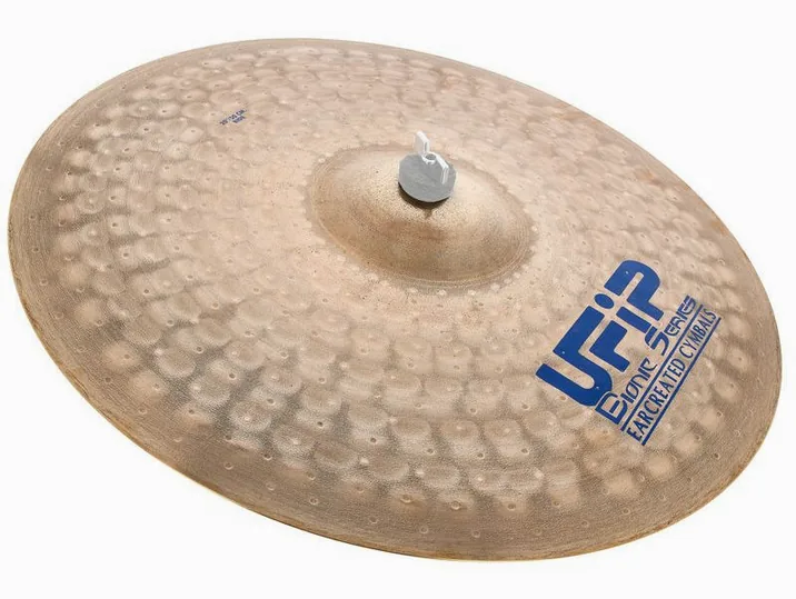 Ufip 20" Bionic Series Medium Ride, di fronte su sfondo neutro