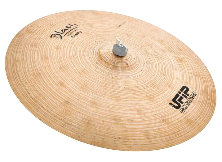 Ufip 21" Blast Extra Dry Ride, di fronte su sfondo neutro