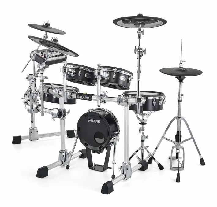 Yamaha DTX10K-X Black Forest, su sfondo neutro