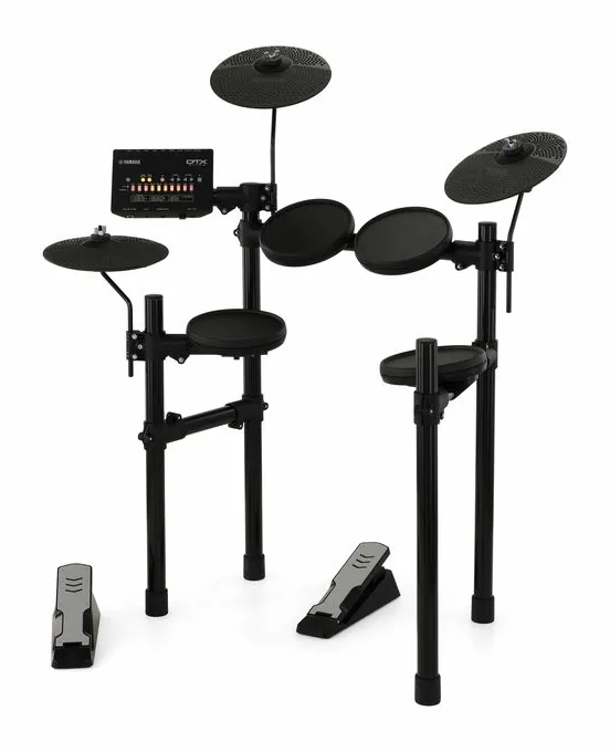 Yamaha DTX402K E-Drum Set, su sfondo neutro