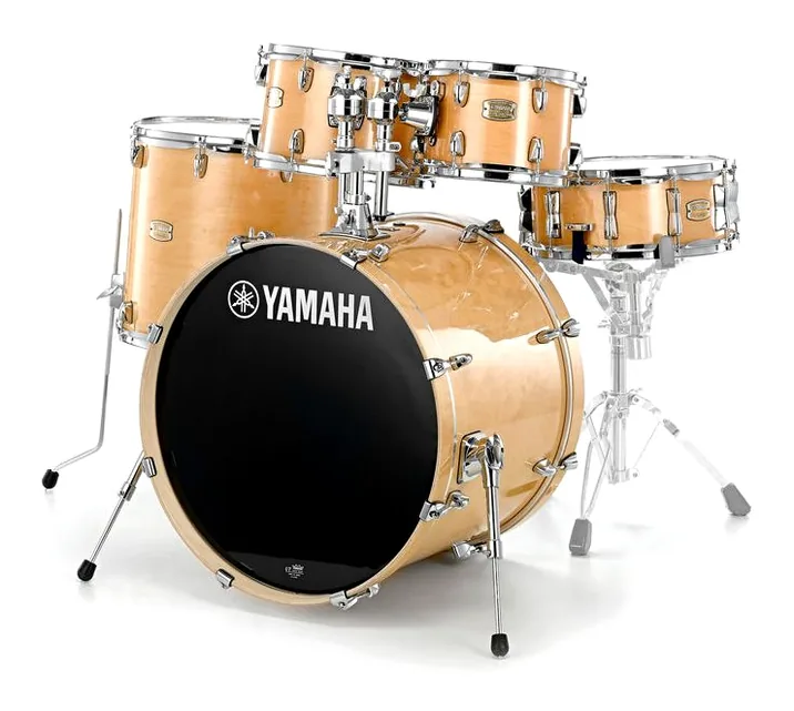 Yamaha Stage Custom Standard -NW, su sfondo neutro