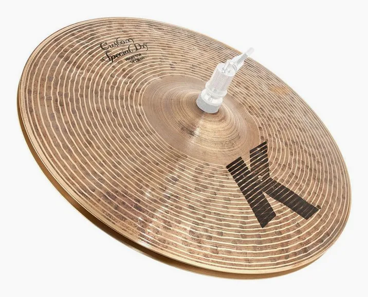 Zildjian 14" K Custom Special Dry Hats, su sfondo neutro