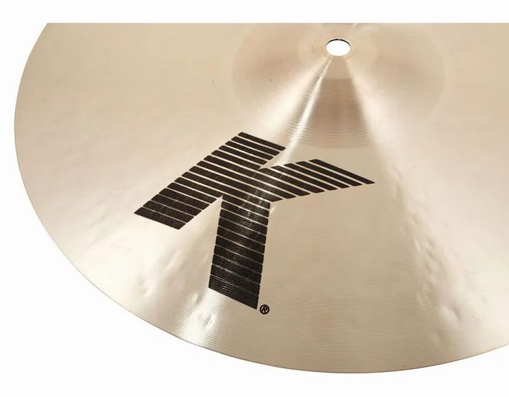 Zildjian 14" K-Series Light Hi-Hat, su sfondo neutro, photo 3