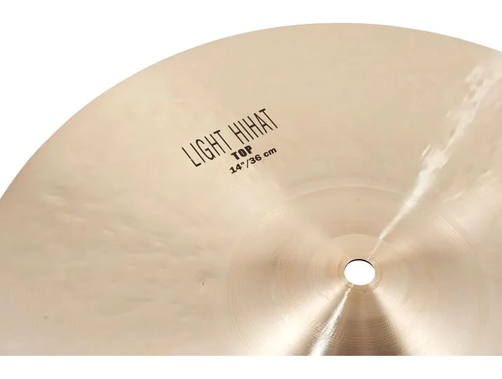 Zildjian 14" K-Series Light Hi-Hat, su sfondo neutro, photo 4