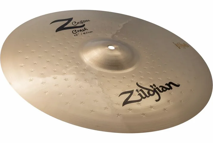 Zildjian 16" Z Custom Crash, su sfondo neutro