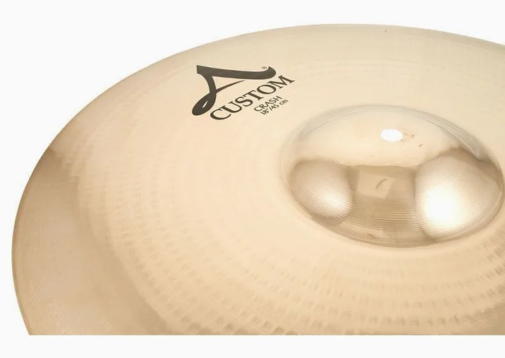 Zildjian 18" A-Custom Crash, su sfondo neutro, photo 4