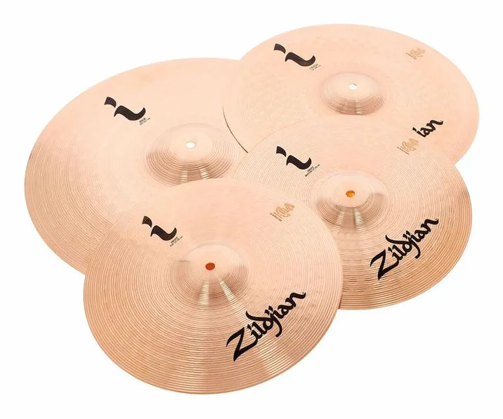 Zildjian I Family Standard Cymbal Set, su sfondo neutro
