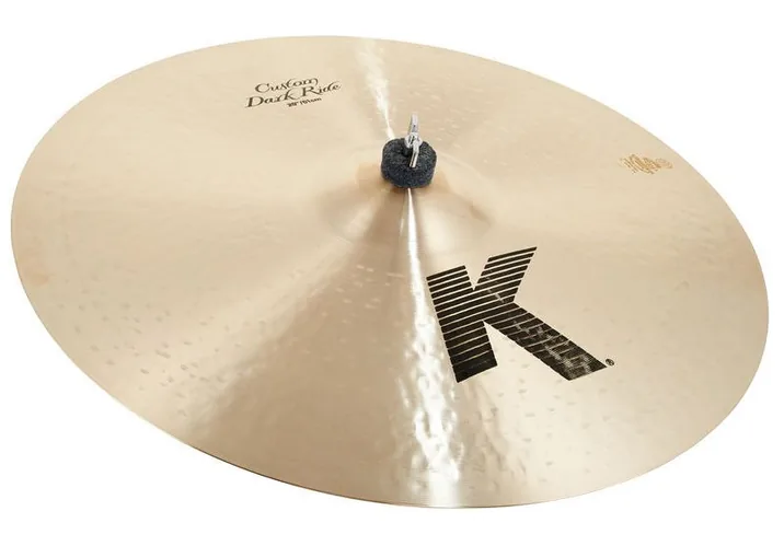 Zildjian 20" K-Custom Dark Ride, di fronte su sfondo neutro