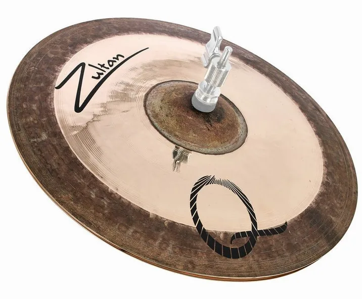 Zultan 14" Q Hi-Hat, su sfondo neutro
