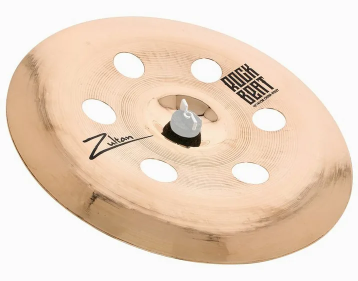 Zultan 16" Rock Beat China Holey, di fronte su sfondo neutro