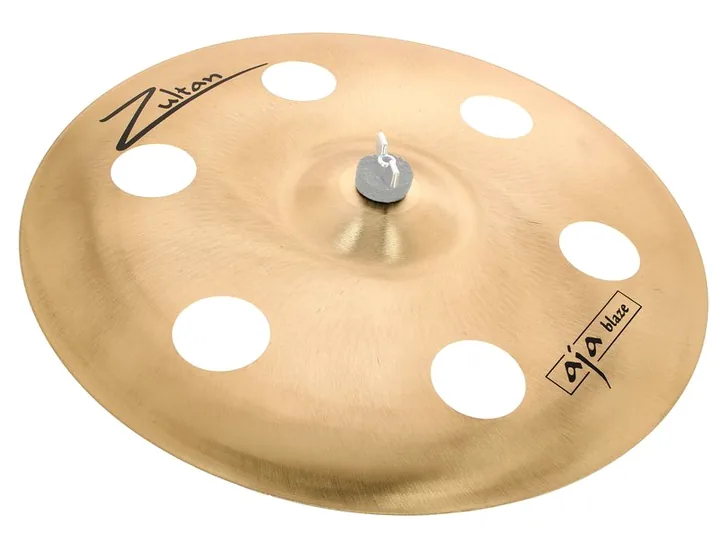 Zultan 18" Aja Blaze Holey Crash, vista frontale