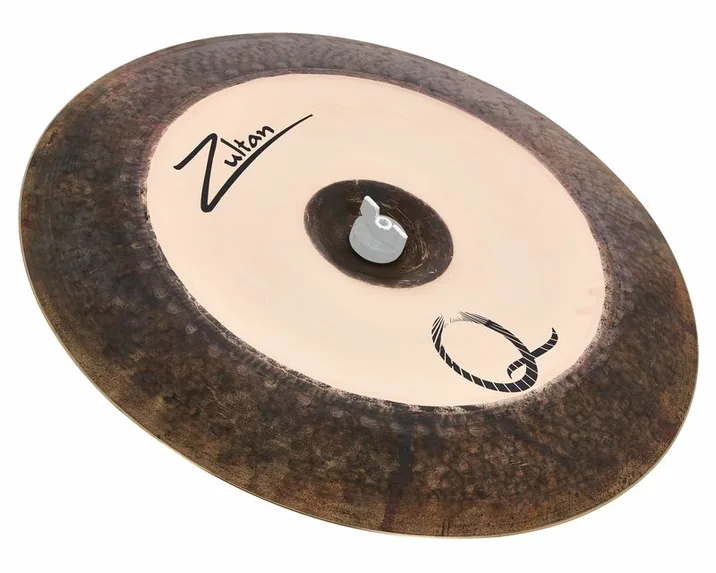 Zultan 18" Q China, vista frontale