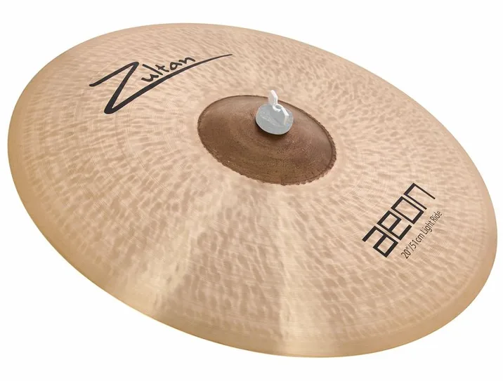 Zultan 20" Aeon Light Ride, di fronte su sfondo neutro