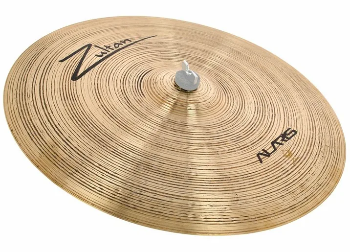 Zultan 20" Alaris light Ride, di fronte su sfondo neutro