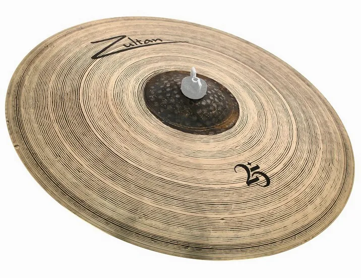 Zultan 20" Ride 25, di fronte su sfondo neutro