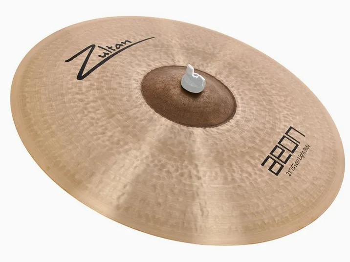 Zultan 21" Aeon Light Ride, di fronte su sfondo neutro
